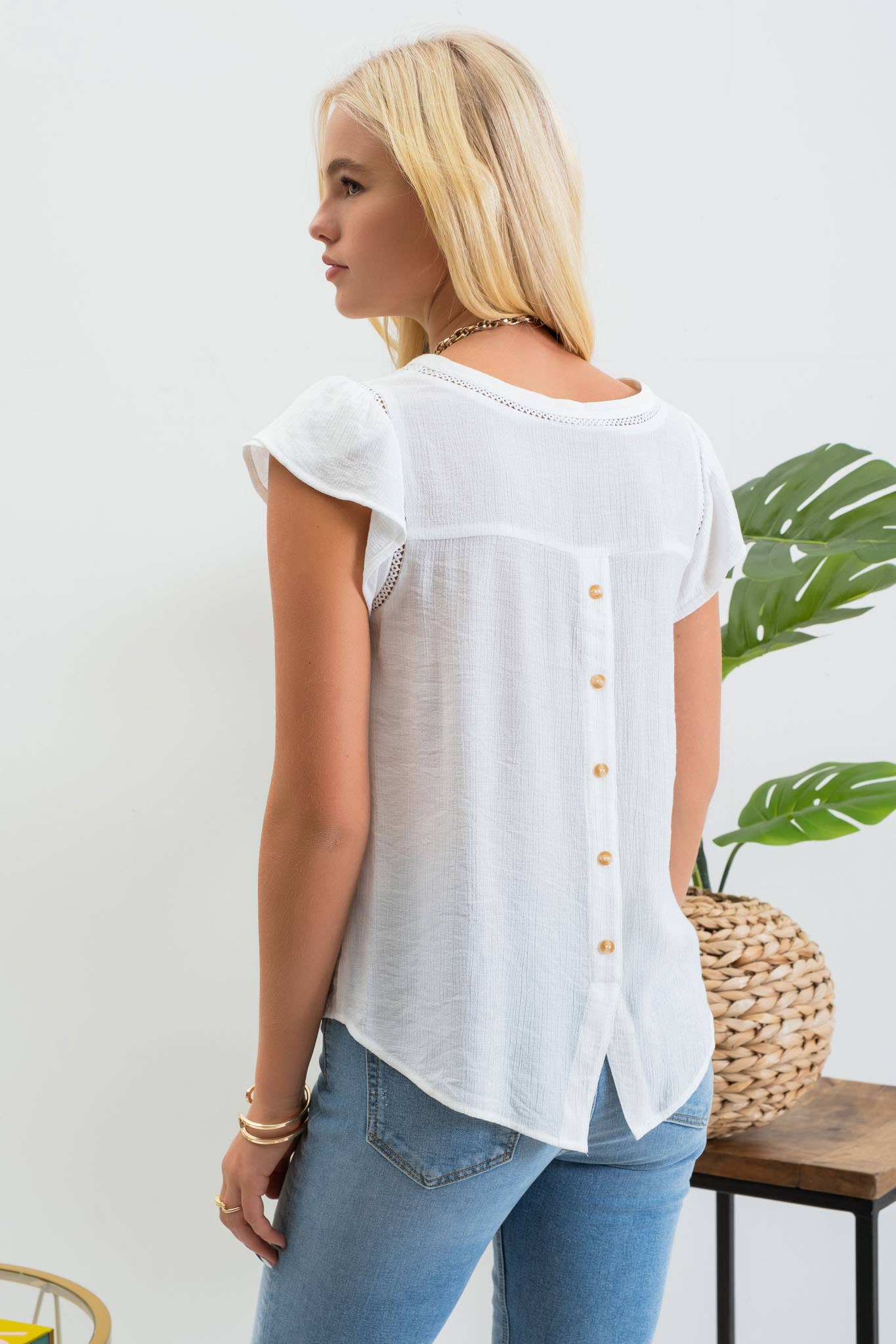 Lavender tulip sleeve button back top