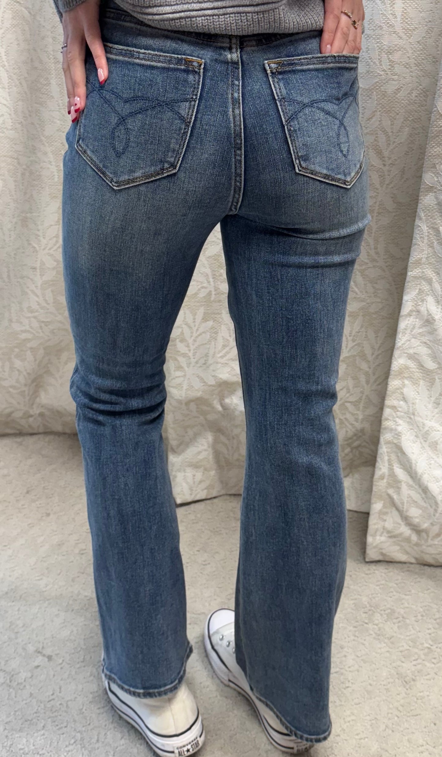 Camila - High waist bootcut Short Judy Blue Jeans